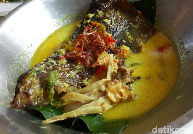 Mangut Iwak Pe dan Gulai Ikan Tenggiri yang Gurih Enak untuk Santap Malam