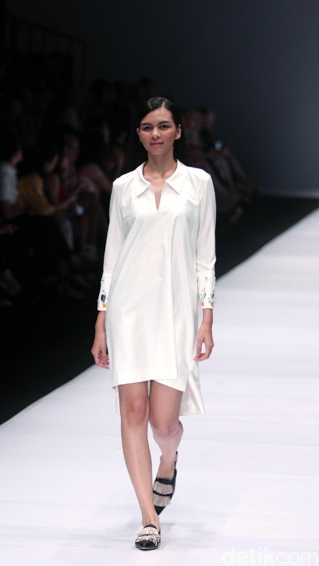 Fashion Show Busana JII by Gloria Agatha. Jakarta Fashion Week 2017. Senayan CIty. Jakarta. [Foto: Mohammad Abduh/Wolipop]