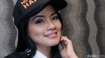 Titi Kamal Cantiknya Awet Banget, Manisnya Rosiana Dewi