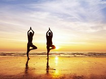 Spot Melihat Sunset Terakhir Tahun 2025 di Jatim