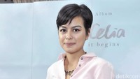Ia tampil memesona di hari spesialnya tersebut. Pool/Noel/detikFoto.