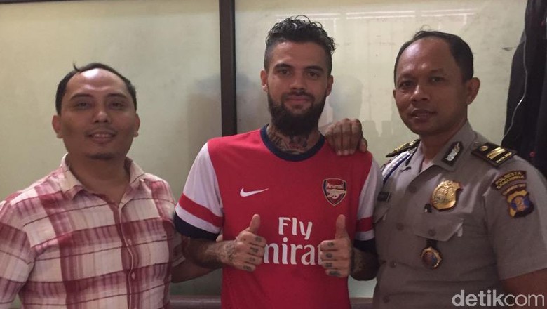 Penahanan Ditangguhkan, Begini Penampakan Diego Michiels di Mapolres Penahanan Ditangguhkan, Begini Penampakan Diego Michiels di Mapolres