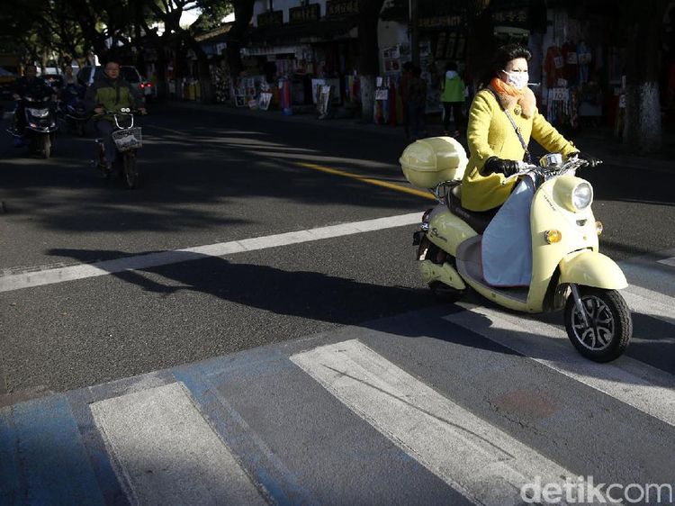 Di China Skuter Listrik Jadi Primadona