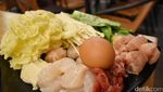 Hangatkan Tubuh dengan Sajian Shabu-shabu Komplet Berkuah Gurih!