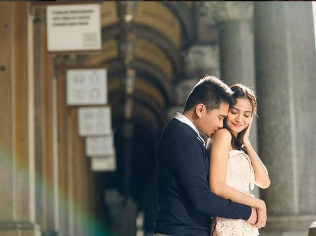 Yuk! Intip Foto Prewedding Acha Septriasa