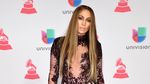 Seksinya Jennifer Lopez di Latin Grammy Awards 2016