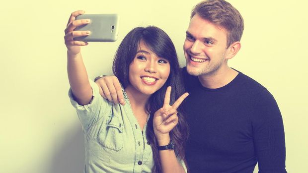 Fakta Terkini! Lebih dari 33% Pasangan Menikah Bertemu di Kencan Online