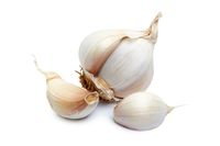 Hmm..! Aroma Tubuh Pria yang Makan Bawang Putih Ternyata Lebih Memikat Wanita