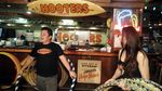 Penampakan Restoran dengan Pelayan Super Seksi di Taiwan