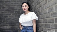 Vicky Shu memberikan izin ke suaminya, Adi Imam, untuk menikah lagi asal bisa adil. Foto: Noel/detikHOT