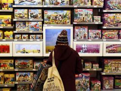 Menjelajahi Lego Store Terbesar di Dunia