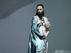 Foto: Koleksi Mel Ahyar di IPMI Trend Show 2017