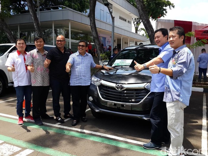 Auto2000 Gelar Bursa Mobil Toyota