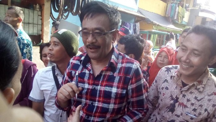 Dikunjungi Djarot, Warga Semper Timur Mengadu soal Saluran Air