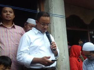 Anies Kampanye di Pejaten, Warga Dapat Pelayanan Kesehatan