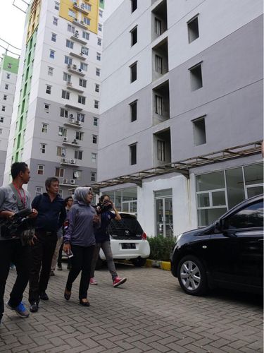 Sapa Penghuni Apartemen di Cakung, Sylviana Kaget Ada Bangunan Mangkrak
