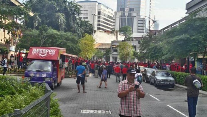 Aksi Demo Bersih di Kuala Lumpur, Demonstran Kaos Merah Sempat Berulah