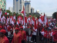 Karnaval Cinta NKRI: 17.500 Bendera Merah Putih Berkibar di CFD
