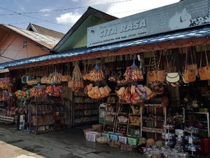 Belanja Oleh-oleh di Bengkulu, Ayo ke Daerah Anggut Atas
