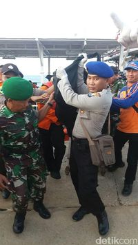3 Jenazah Korban Tabrakan Kapal di Tuban Ditemukan