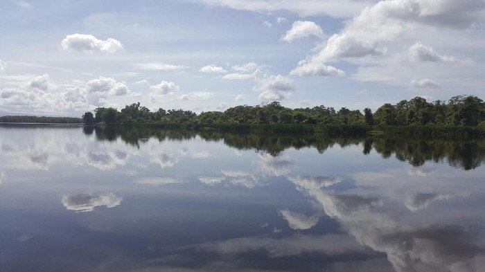 Danau Dendam Tak Sudah di Bengkulu