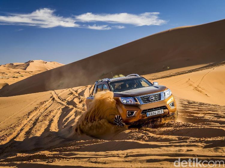 Nissan Navara Taklukkan Gurun Sahara