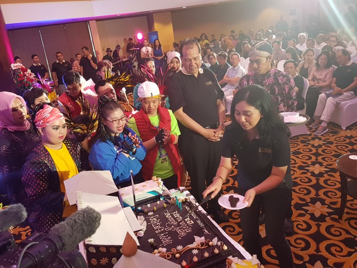 Kemeriahan HUT ke-11 CT ARSA Foundation