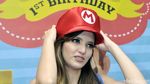 Cantiknya Nia Ramadhani Berkostum Mario Bros