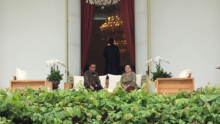 Bincang Santai Jokowi dan Megawati Sambil Minum Teh Bersama