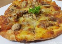 The Coffee Bean& Tea Leaf: Huah! Sengatan Enak Aglio Olio dengan Topping Fillet Ayam Panggang