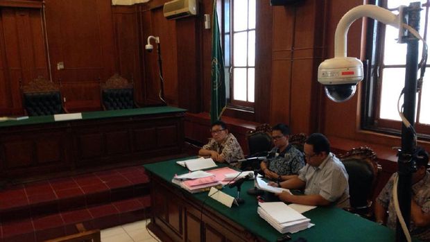 Santri dari Magetan Beri Dukungan ke Dahlan Iskan di Sidang Praperadilan Kedua