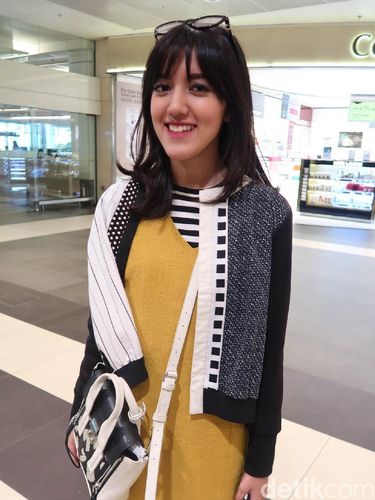 Foto: OOTD Saat <i>Traveling</i> Ala Rizky Febian dan Ify 'Blink'