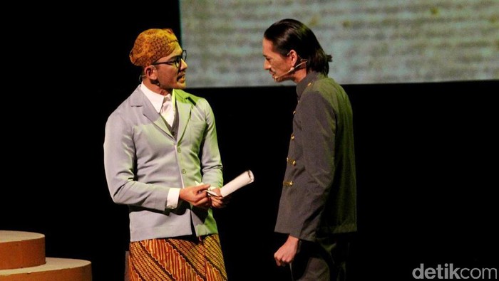 Rio Dewanto Siap Pentas Monolog Tahun Depan