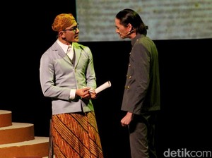 Rio Dewanto Siap Pentas Monolog Tahun Depan