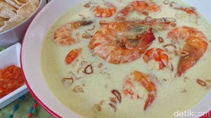 Siang Ini Enaknya Bikin Soto Daging dan Soto Udang Buat 