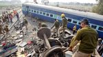 Ini Penampakan Kecelakaan Kereta di India Yang Tewaskan 119 Orang