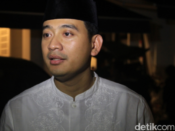 Uang Rem untuk Brotoseno