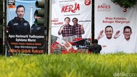 Mulai Minggu (20/11/2016), para cagub dan cawagub DKI telah diperbolehkan memakai alat peraga dalam kampanyenya.