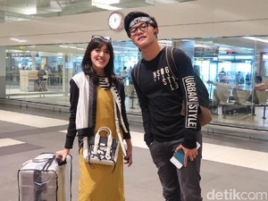 Foto: OOTD Saat Traveling Ala Rizky Febian dan Ify Blink