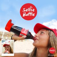 Sambil Minum, Botol Coca-Cola Ini Bisa Dipakai untuk Selfie!