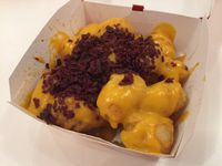 Flip Burger: Gurih Mantap <i>Smacker</i> Berisi Dua <i>Patty</i>, <i>Beef Bacon</i> dan Lelehan Keju
