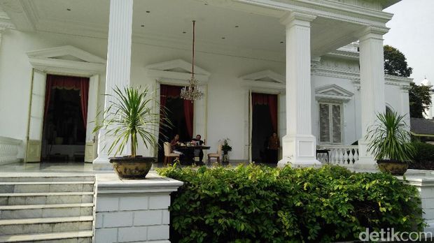 Giliran Surya Paloh yang Berdiplomasi Meja Makan dengan Presiden Jokowi