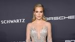 Usai Chrissy Teigen, The Kardashians Juga Tampil Superseksi