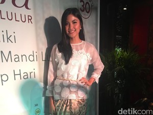 Bertubuh Tinggi Bak Model Tak Selalu Menyenangkan, Ini Curhat Zivanna Letisha