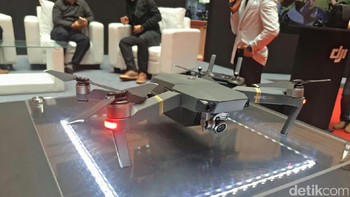 Meski demikian, DJI tetap menyertakan tas bawaannya dalam paket penjualan. Foto: detikINET/Yudhianto
