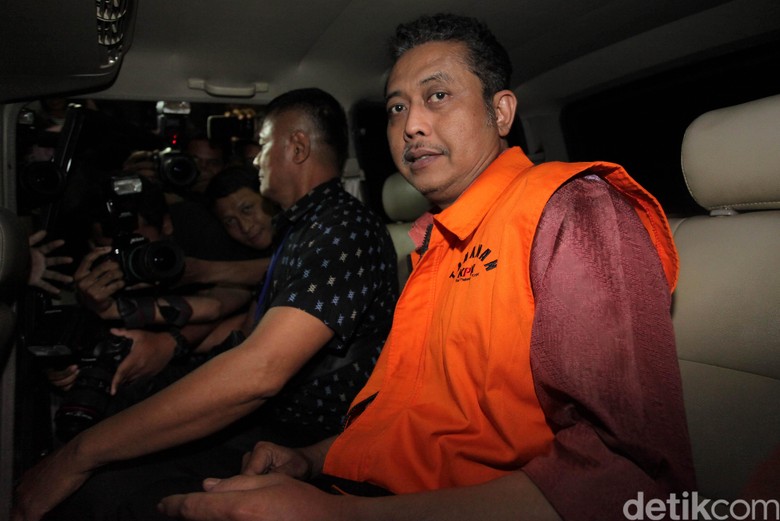 Eks Kepala KPP PMA Akui Pernah Diarahkan untuk Beri Kesaksian Eks Kepala KPP PMA Akui Pernah Diarahkan untuk Beri Kesaksian