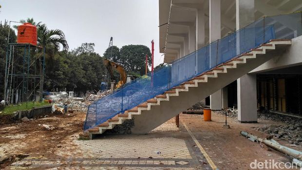 Renovasi Stadion Akuatik di GBK Terkendala Cuaca