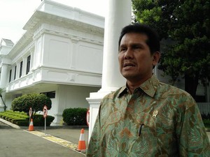 MenpanRB Asman Abnur Beri Semangat untuk Kalahkan Malaysia