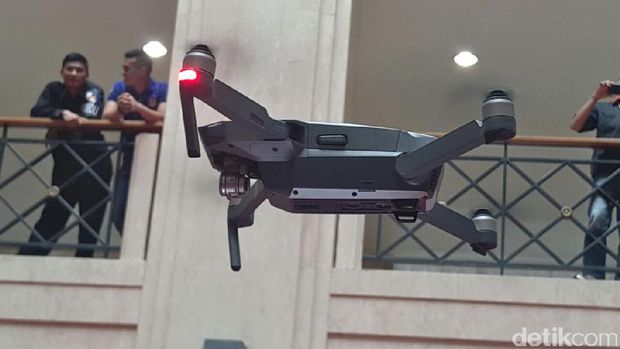 Produsen Drone DJI Phantom Diam-diam Akuisisi Hasselblad