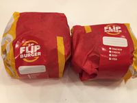 Flip Burger: Gurih Mantap <i>Smacker</i> Berisi Dua <i>Patty</i>, <i>Beef Bacon</i> dan Lelehan Keju